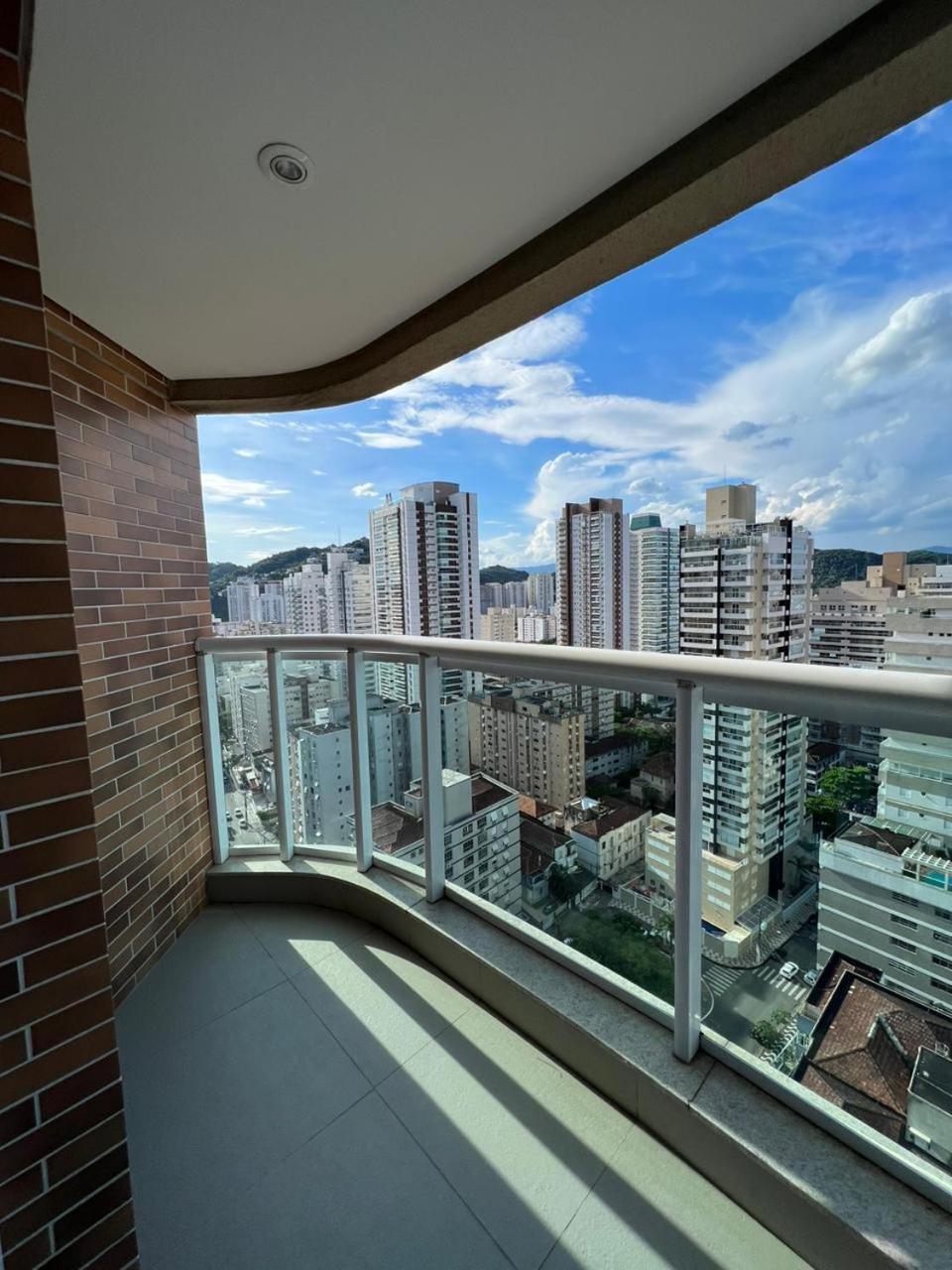 Apartment Estanconfor Vista Mar Com Ac, Garagem, Alto 23º Andar