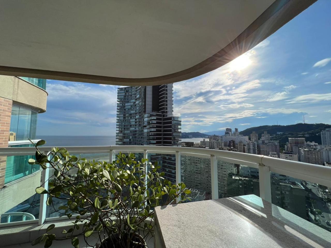 Apartment Estanconfor Vista Mar Com Ac, Garagem, Alto 23º Andar Santos (Sao Paulo)